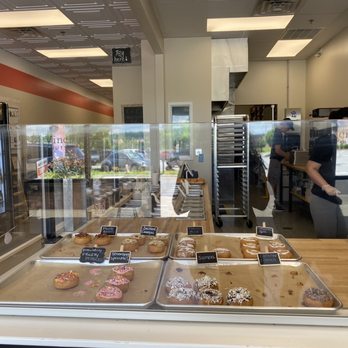 Da Vinci's Donuts - a display of donuts - Donuts Near Me - Dawsonville, Georgia Da Vinci's Donuts - a display of donuts - Donuts Near Me - Dawsonville, Georgia