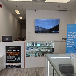 UniverCell - Reception of UniverCell Whitby