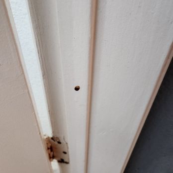 Sand Castle Inn - Blood Contamination! On door frame and on door to bathroom! - Hotels Near Me - Imperial Beach, California Sand Castle Inn - Blood Contamination! On door frame and on door to bathroom! - Hotels Near Me - Imperial Beach, California