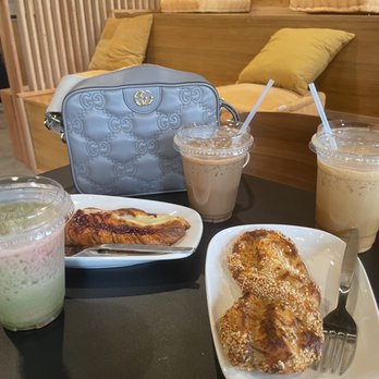 BREAK COFFEE ROASTERS - Updated May 2024 - 75 Photos & 41 Reviews - 3122 Hill St, Duluth