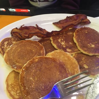 Pittsfield Cafe - Breakfast & Brunch Near Me - Chicago, Illinois