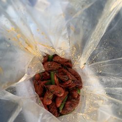 Big EZ Seafood - Garlic & butter crawfish