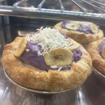 Toast Kitchen & Bakery - Ube pie - Breakfast & Brunch Near Me - Tustin, California Toast Kitchen & Bakery - Ube pie - Breakfast & Brunch Near Me - Tustin, California