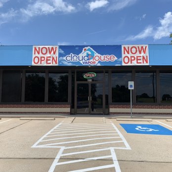 Cloudhouse Vapor - Front of the store!! - Vape Shops Near Me - Austin, Texas Cloudhouse Vapor - Front of the store!! - Vape Shops Near Me - Austin, Texas