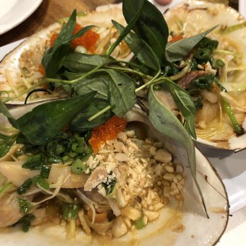 Oc Cay Dua - Some sort of big clams :) - Vietnamese Near Me - San Jose, California