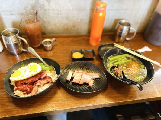 Win Kee HK BBQ & Noodle by null