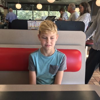 Waffle House - Boy waiting - Diners Near Me - Clermont, Florida Waffle House - Boy waiting - Diners Near Me - Clermont, Florida