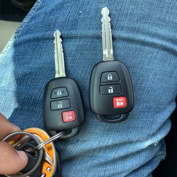 The Keyless Shop - Austin - Key Fob - Keys & Locksmiths Near Me - Austin, Texas The Keyless Shop - Austin - Key Fob - Keys & Locksmiths Near Me - Austin, Texas