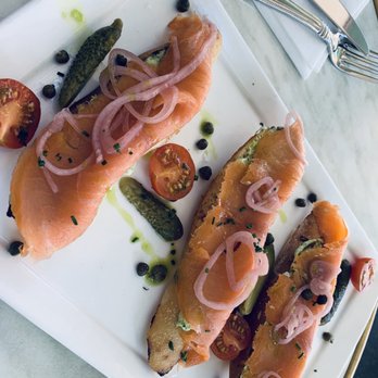 Vintage - Salmon toasts - Breakfast & Brunch Near Me - Vail, Colorado Vintage - Salmon toasts - Breakfast & Brunch Near Me - Vail, Colorado