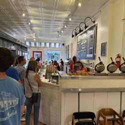 Clumpies Ice Cream Co - Full house