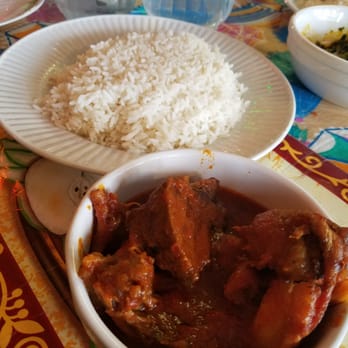 Dynamic African Restaurant Cuisine - Nigeriam stew with rice - African Near Me - Chicago, Illinois