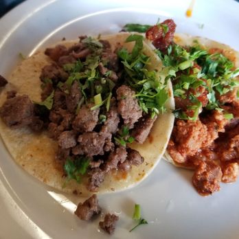 La Oveja Negra Eatery - Carne Asada & Adobada tacos - Mexican Near Me - Tacoma, Washington
