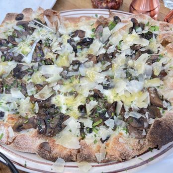 OSTE - Funghi Pinsa - Italian Near Me - Los Angeles, California