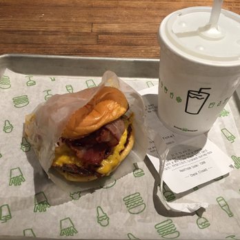 Shake Shack Upper East Side - Burgers Near Me - New York, New York Shake Shack Upper East Side - Burgers Near Me - New York, New York