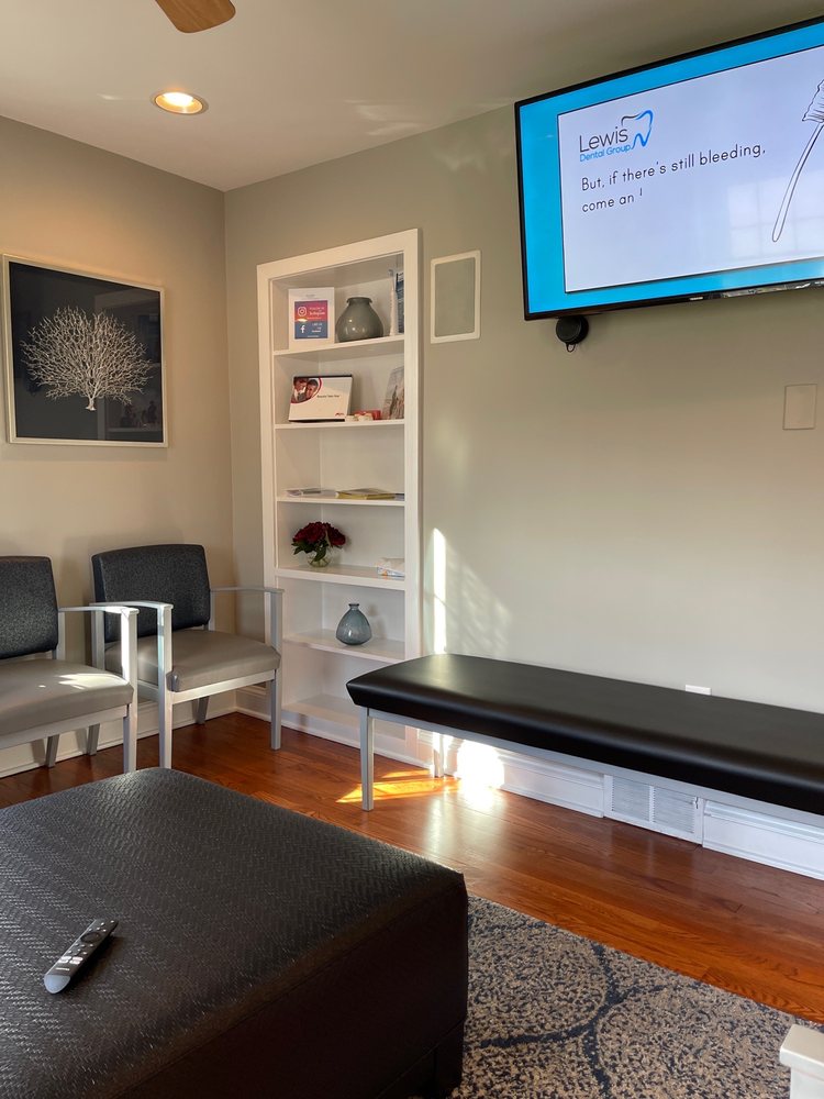 LEWIS DENTAL GROUP Updated September 2024 103 E Main St, Silverdale