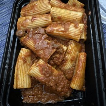 Fumo - Rigatoni Bolognese - Pizza Near Me - New York, New York Fumo - Rigatoni Bolognese - Pizza Near Me - New York, New York