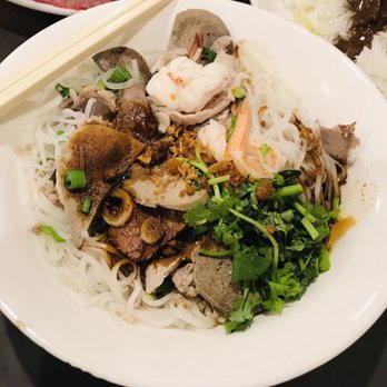 Phnom Penh - Cambodian style dry noodles (#2) - Cambodian Near Me - Vancouver, British Columbia