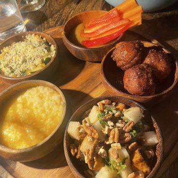 Husk - Platter of vegetables - Southern Near Me - Nashville, Tennessee