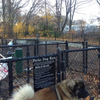 Cunningham Park Dog Run - Small dog area - Dog Parks Near Me - New York, New York