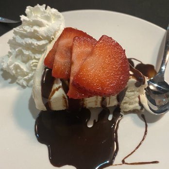 The Avenue - Bourbon cream pie - Bars Near Me - Hot Springs, Arkansas