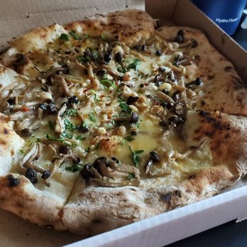 Doppio Zero Mountain View - Pizza Near Me - Mountain View, California