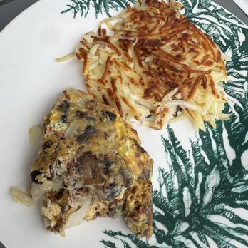 Paul's Country Kitchen - Split Build your own omelette (mushrooms, onion, bacon) - American Near Me - Placentia, California Paul's Country Kitchen - Split Build your own omelette (mushrooms, onion, bacon) - American Near Me - Placentia, California