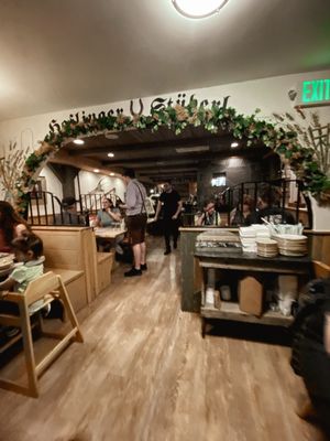 Andreas Keller Restaurant by null