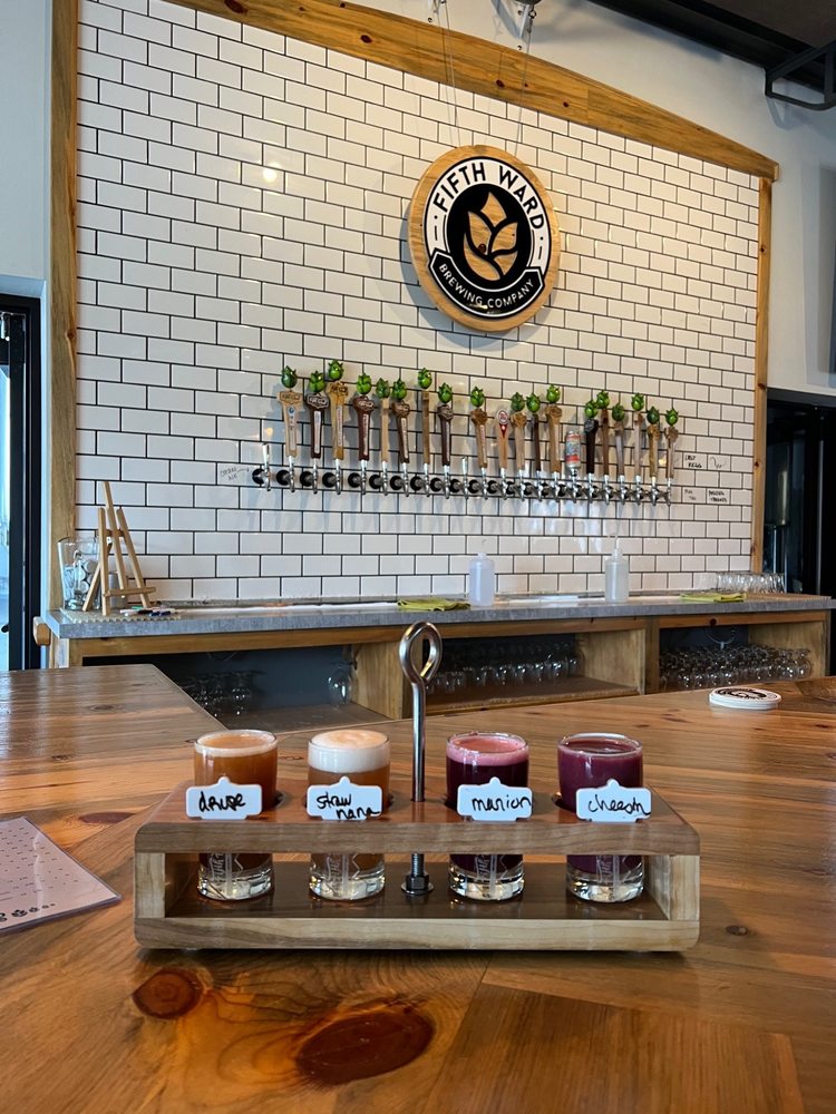 Fifth Ward Brewing Logo