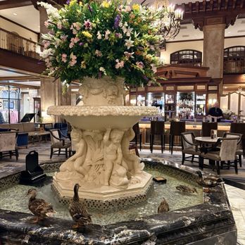 The Peabody Memphis - The lobby - Hotels Near Me - Memphis, Tennessee The Peabody Memphis - The lobby - Hotels Near Me - Memphis, Tennessee