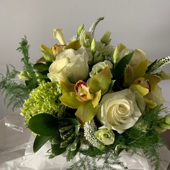 Violet's Florist - Mother's Day Bouquet - Florists Near Me - Fort Lee, New Jersey