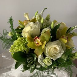 Violet's Florist - Mother's Day Bouquet