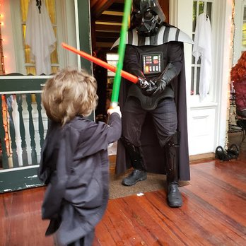 Kidzz Kreations - Darth Vador - Party Characters Near Me Kidzz Kreations - Darth Vador - Party Characters Near Me