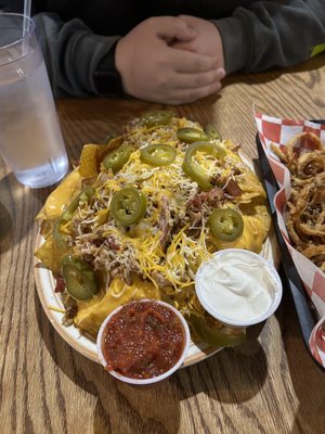 Benchwarmers Sports Bar and Grill by null