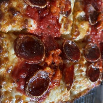 Emmy Squared Pizza - South End - Roni Supreme pizza - Pizza Near Me - Charlotte, North Carolina Emmy Squared Pizza - South End - Roni Supreme pizza - Pizza Near Me - Charlotte, North Carolina