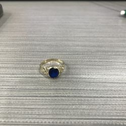 Henry's Jewelry - Picture of the finished ring, nicely welded together and clean