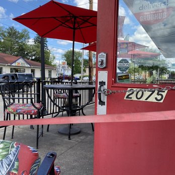 Decheco's Pizzeria - Outdoor seating - Pizza Near Me - Akron, Ohio Decheco's Pizzeria - Outdoor seating - Pizza Near Me - Akron, Ohio