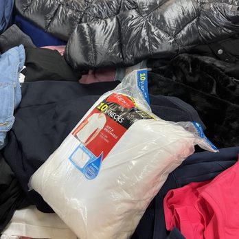 Only Deals - We have Target and Amazon clothes every day. Never higher than $5 each item and decreases in price in our $3, $2 & $1 days. - Discount Store Near Me - Richardson, Texas