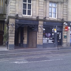 Tup Tup Palace