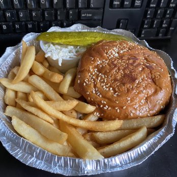 Broadway Bagel - Cheeseburger Deluxe - Bagels Near Me - New York, New York