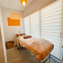 Feel the Heal - treatment room