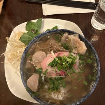 Viet House - 17. House Special Pho / Pho Dac Biet - Vietnamese Near Me - Vancouver, British Columbia Viet House - 17. House Special Pho / Pho Dac Biet - Vietnamese Near Me - Vancouver, British Columbia
