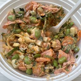Salmon poke with spicy mayo Salmon poke with spicy mayo