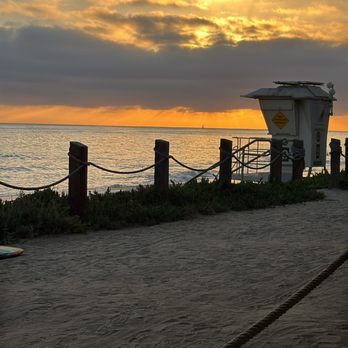 The Beachcomber - Romantic - Seafood Near Me - Newport Beach, California The Beachcomber - Romantic - Seafood Near Me - Newport Beach, California