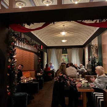 Chez Fifi - Upstairs - French Near Me - New York, New York