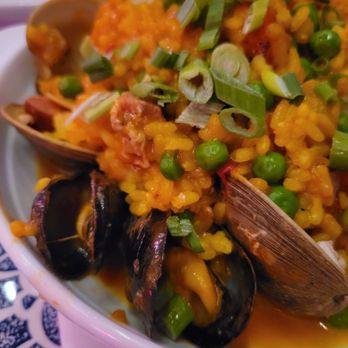 Hemenway's Restaurant - Seafood Near Me - Providence, Rhode Island