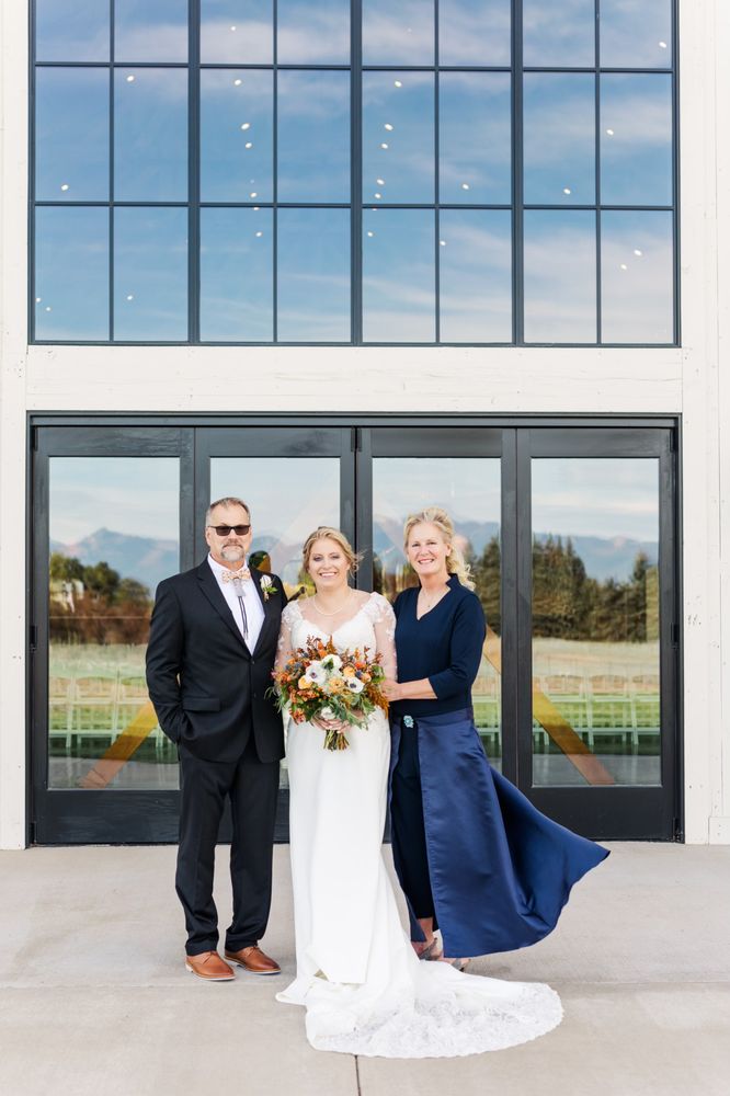 ODIE FASHION& DESIGN Updated June 2024 10 Photos Kalispell, Montana Bridal Phone
