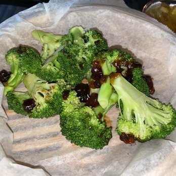 Crab House Brooklyn - Broccoli in "Brown Sauce" - Seafood Near Me - Brooklyn, New York