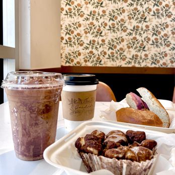 Goodside Coffee - Iced mocha, hot coffee, bagel & lox, and monkey bread (must-order! taste/texture of center of a delicious cinnamon roll :) ) - Coffee & Tea Near Me - Sacramento, California