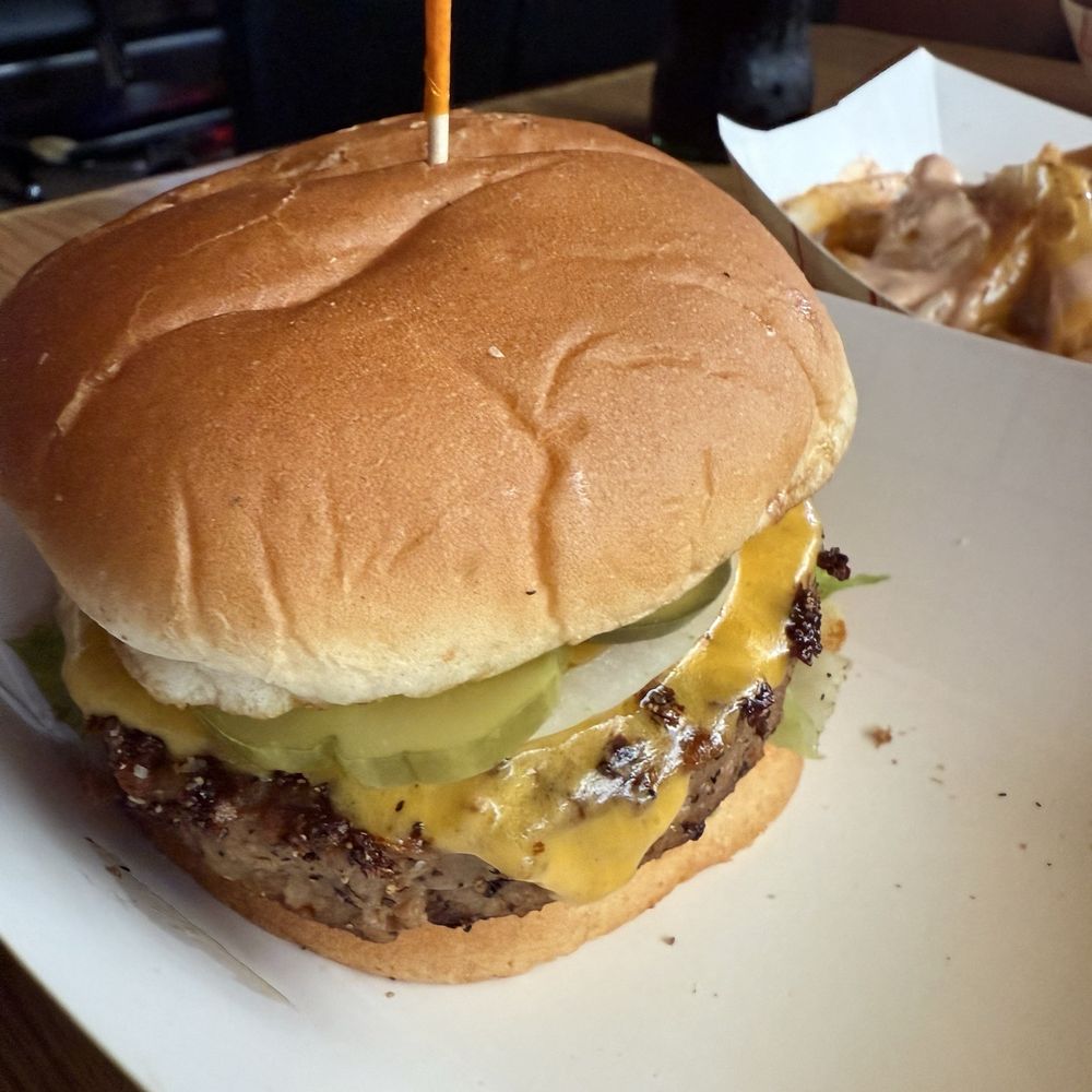 Dino's - Veggie burger - American Near Me - Nashville, Tennessee
