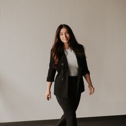 Brow Theory Pro - Melissa Gross, Brow Artist, Educator and founder of Brow Theory Pro